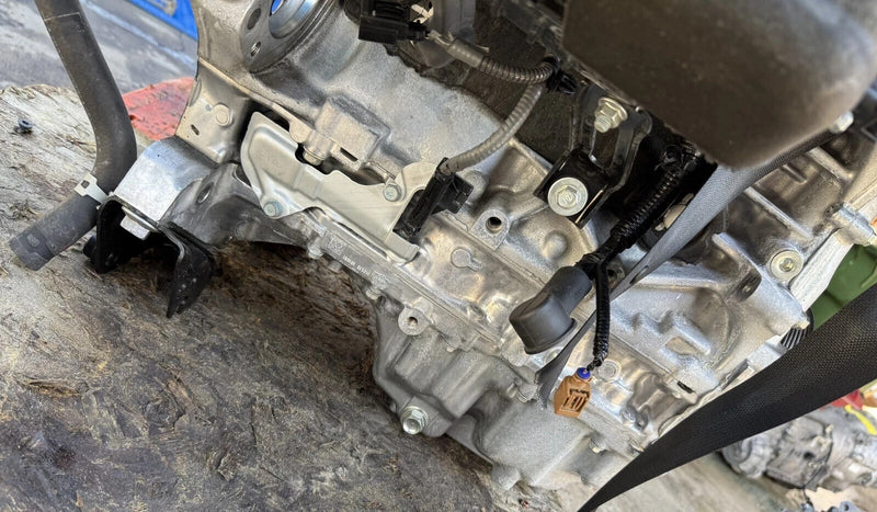 Load image into Gallery viewer, HONDA CIVIC SPORT FWD AUTOMATIC ENGINE ASSEMBLY 6K MILES 2.0L 2025 # NB1-ES365
