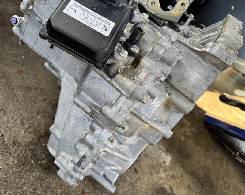 Load image into Gallery viewer, HONDA CIVIC FWD AUTO TRANSMISSION ASSEMBLY 46K MILES 2.0L 2022-2024 # NB1-TRS459
