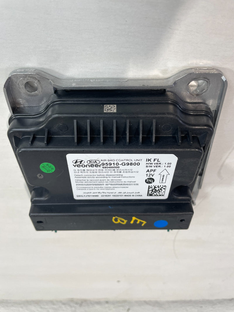 Load image into Gallery viewer, 2022 - 2023 GENESIS G70 RESTRAINT DIAGNOSTIC CONTROL MODULE UNIT # 104302
