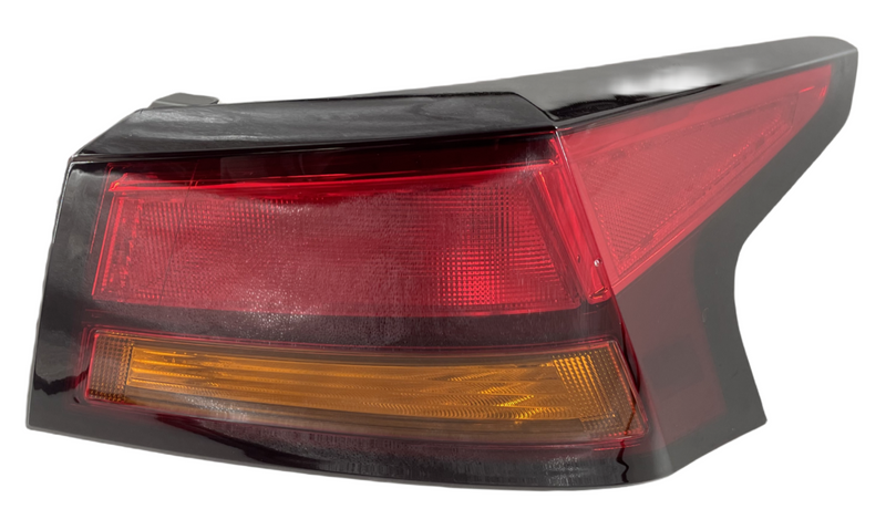 Load image into Gallery viewer, ⭐⭐ FOR 2019-2023 NISSAN ALTIMA RIGHT PASSENGER SIDE OUTER TAIL LIGHT LAMP ⭐⭐

