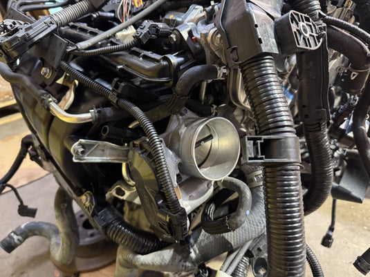 TOYOTA CAMRY FWD ENGINE MOTOR ASSEMBLY AUTO 33K MILES 2.5L 2021-2024