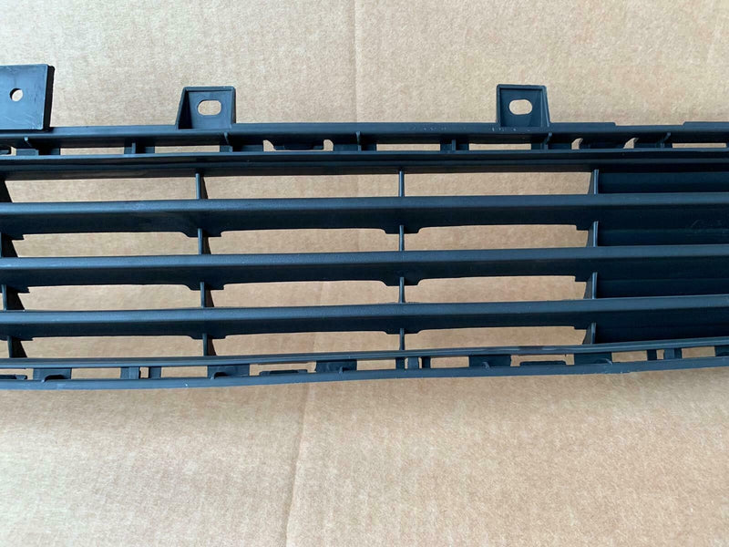 Load image into Gallery viewer, Front Bumper Lower Grille For Infiniti Q50 2014 - 2017
