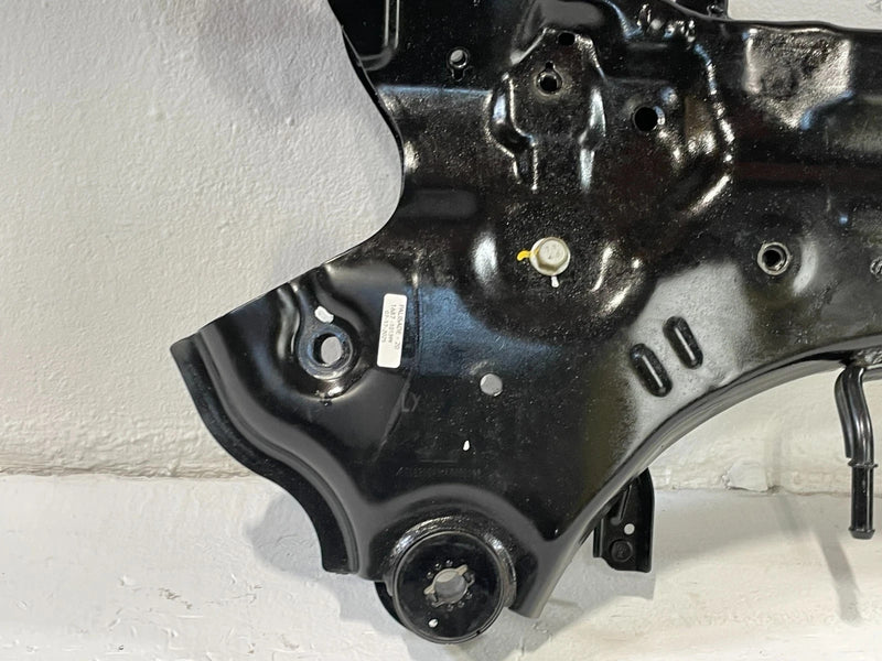 Load image into Gallery viewer, 20-25 HYUNDAI PALISADE FWD FRONT SUSPENSION SUBFRAME CROSSMEMBER CRADLE # 101399
