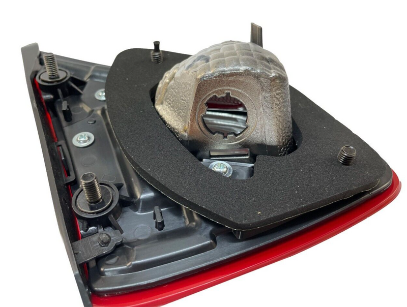 Load image into Gallery viewer, ⭐⭐ FOR 2016-2017 NISSAN ALTIMA RIGHT SIDE BACK UP INNER TRUNK TAIL LIGHT LAMP ⭐⭐
