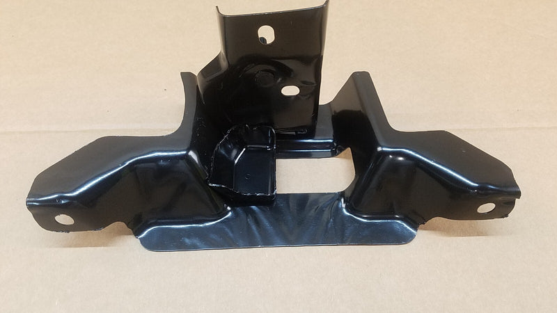 Load image into Gallery viewer, ⭐⭐ FOR 2014-2022 INFINITI Q50 RADIATOR CORE SUPPORT CENTER BRACKET ⭐⭐
