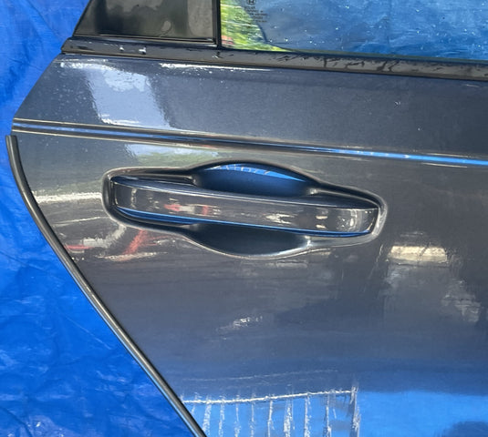 HONDA ACCORD REAR RIGHT SIDE DOOR ASSEMBLY GRAY (NH904M) 23-25
