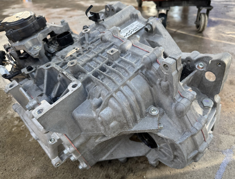 Load image into Gallery viewer, HYUNDAI SANTA FE AWD AUTO TRANSMISSION ASSY 21-23 58K MILES 2.5L # NB1-TRU467

