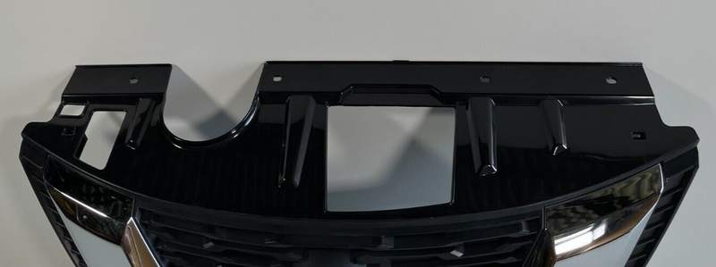 Load image into Gallery viewer, Front Bumper Grille W/ Chrome Molding W/O Emblem Nissan Rogue 2017-2018
