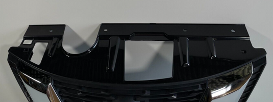 Front Bumper Grille W/ Chrome Molding W/O Emblem Nissan Rogue 2017-2018