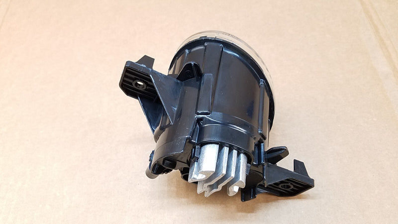 Load image into Gallery viewer, FOR 2019 - 2020 NISSAN ALTIMA RIGHT PASSENGER SIDE LED FOG LIGHT LAMP
