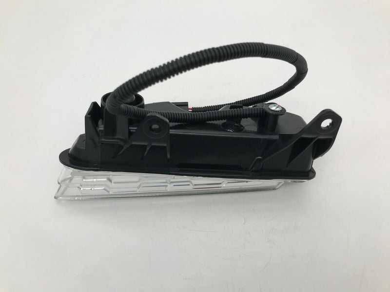 Load image into Gallery viewer, ⭐⭐ FOR INFINITI Q50 RIGHT PASSENGER SIDE TURN SIGNAL LIGHT LAMP BUMPER MOUNTED⭐⭐
