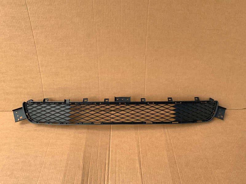 Load image into Gallery viewer, FOR 2018 INFINITI Q50 SPORT FRONT BUMPER LOWER GRILLE 3.0L
