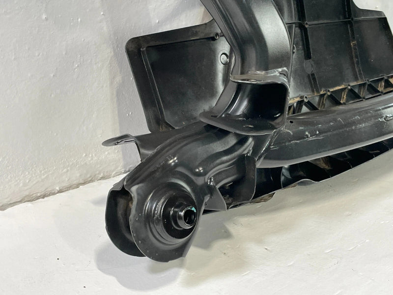 Load image into Gallery viewer, 2017-2019 INFINITI QX30 FWD REAR SUSPENSION SUBFRAME CROSSMEMBER CRADLE # 95385
