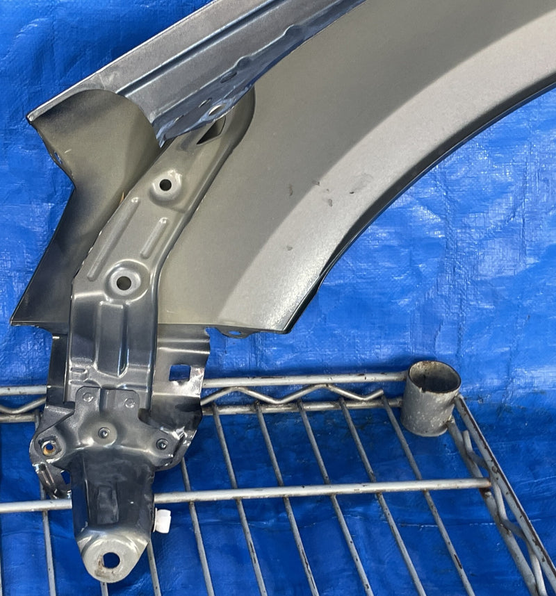 Load image into Gallery viewer, HONDA ACCORD RIGHT PASSENGER SIDE FENDER ASSEMBLY GRAY NH904M 23-25 # OR6-FN1045
