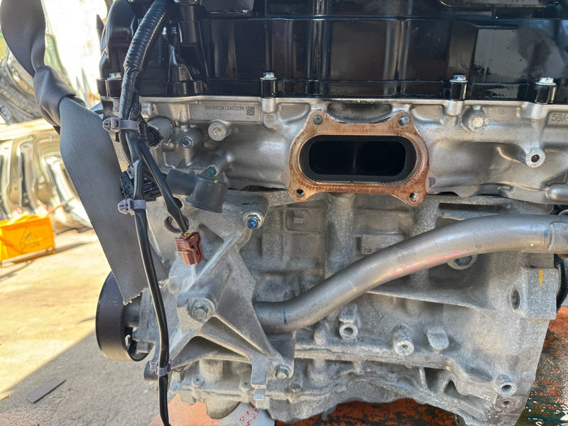 Load image into Gallery viewer, OEM HONDA HRV HR-V FWD ENGINE ASSEMBLY AUTO 2.0L 2023 - 2024 # NB1-EU379
