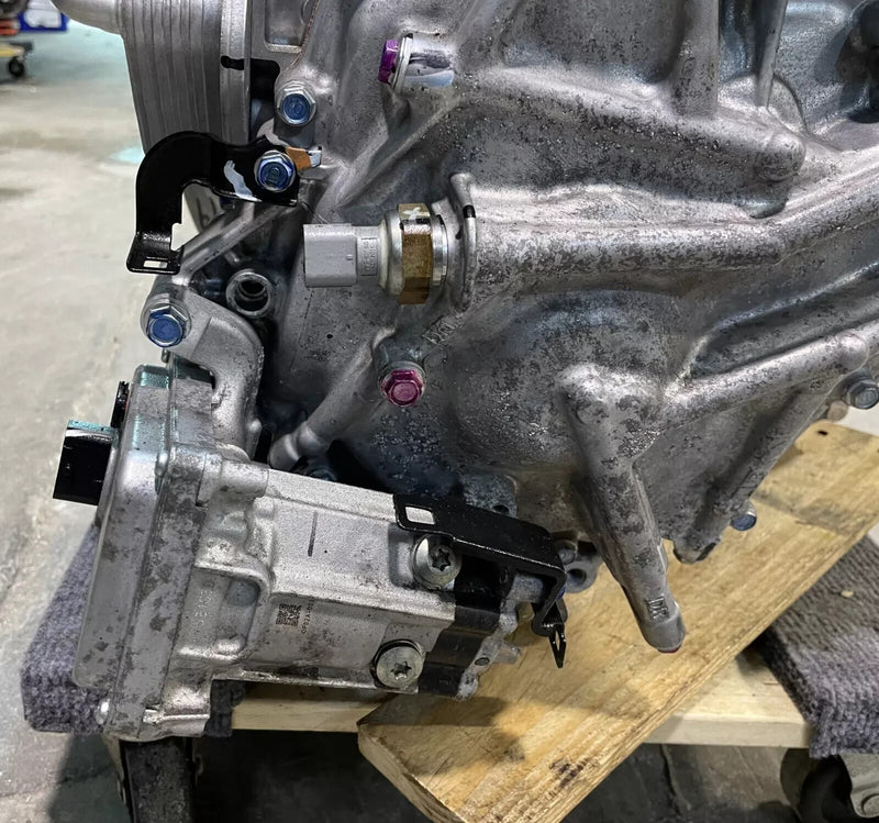Load image into Gallery viewer, HONDA CIVIC FWD AUTO TRANSMISSION ASSEMBLY 10K MILES 2.0L 2022-2024 # NB1-TRS352
