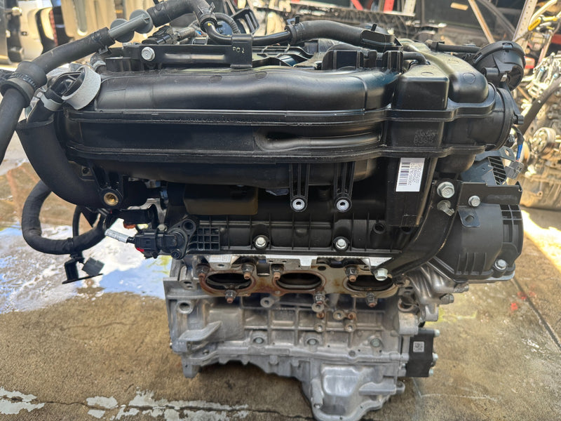 Load image into Gallery viewer, HYUNDAI PALISADE FWD AUTOMATIC ENGINE ASSEMBLY 20-23 56K MILES 3.8L # NB1-EU386
