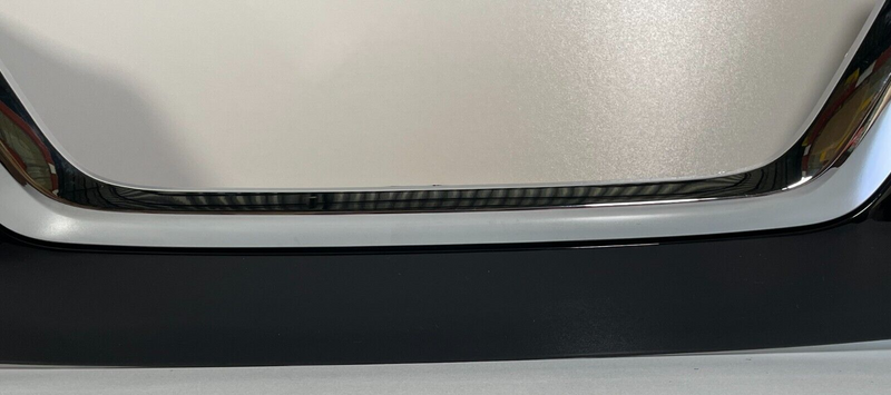 Load image into Gallery viewer, Front Bumper Lower Grille Molding Nissan Versa 2020-2021
