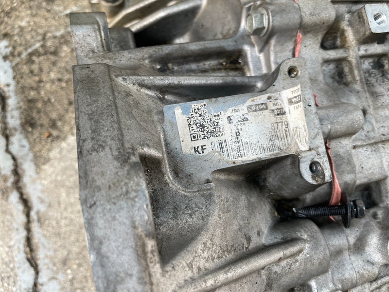 Load image into Gallery viewer, HYUNDAI PALISADE FWD AUTO TRANSMISSION ASSY 20-22 150K MILES 3.8L # NB1-TRU463
