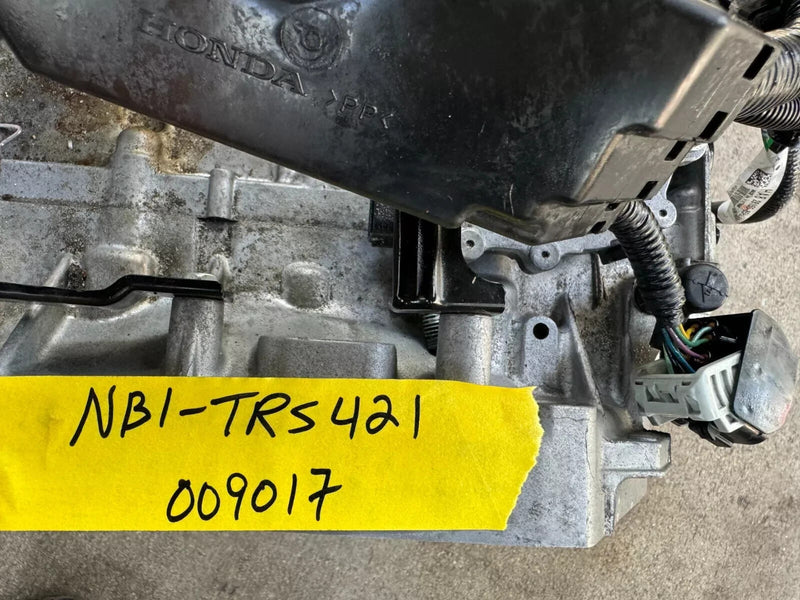 Load image into Gallery viewer, HONDA CIVIC FWD AUTO TRANSMISSION ASSEMBLY 18K MILES 1.5L 2022-2024 # NB1-TRS421
