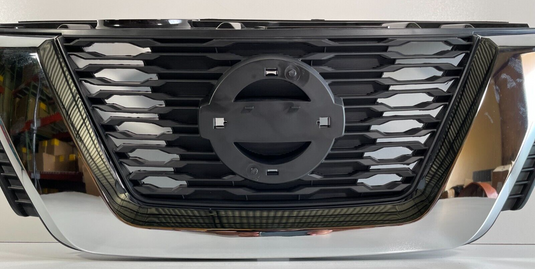 Front Bumper Grille W/ Chrome Molding W/O Emblem Nissan Rogue 2017-2018