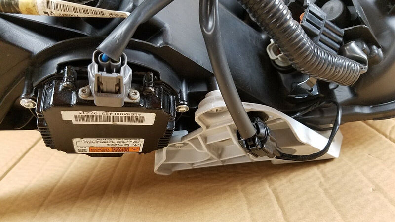 Load image into Gallery viewer, FOR 2013-2015 INFINITI JX35 QX60 LEFT DRIVER SIDE HEADLIGHT HEAD LIGHT HEADLAMP

