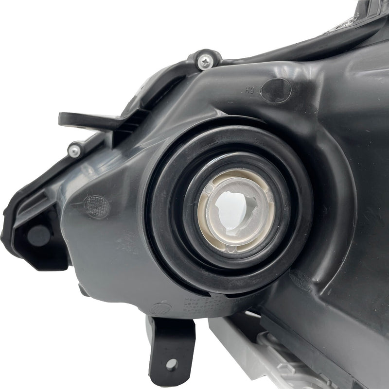 Load image into Gallery viewer, ⭐⭐ FOR 2013-2015 ALTIMA FRONT RIGHT PASSENGER SIDE HALOGEN HEADLIGHT HEADLAMP ⭐⭐
