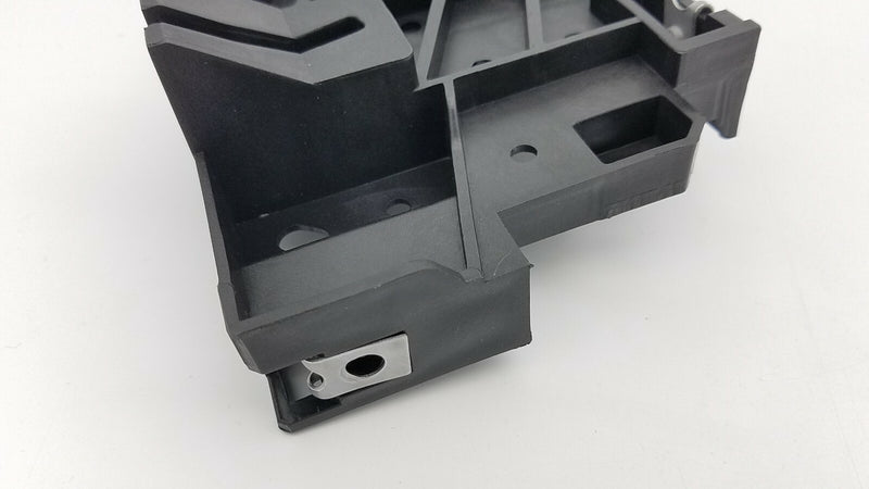 Load image into Gallery viewer, FOR M37 M35 M56 Q70 RIGHT PASSENGER RADIATOR SUPPORT EXTENSION HEADLIGHT BRACKET
