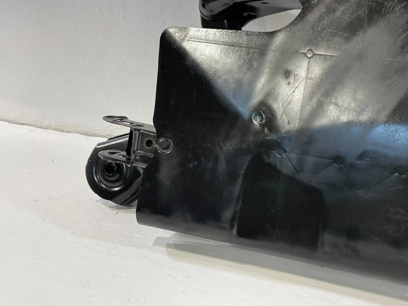 Load image into Gallery viewer, 2017-2019 INFINITI QX30 FWD REAR SUSPENSION SUBFRAME CROSSMEMBER CRADLE # 95385
