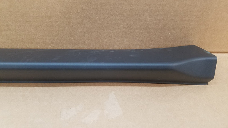 Load image into Gallery viewer, ⭐⭐ FOR 2016 - 2020 INFINITI QX60 REAR LEFT DRIVER SIDE DOOR LOWER MOLDING ⭐⭐
