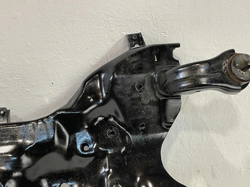Load image into Gallery viewer, 20-25 HYUNDAI PALISADE FWD FRONT SUSPENSION SUBFRAME CROSSMEMBER CRADLE # 101399
