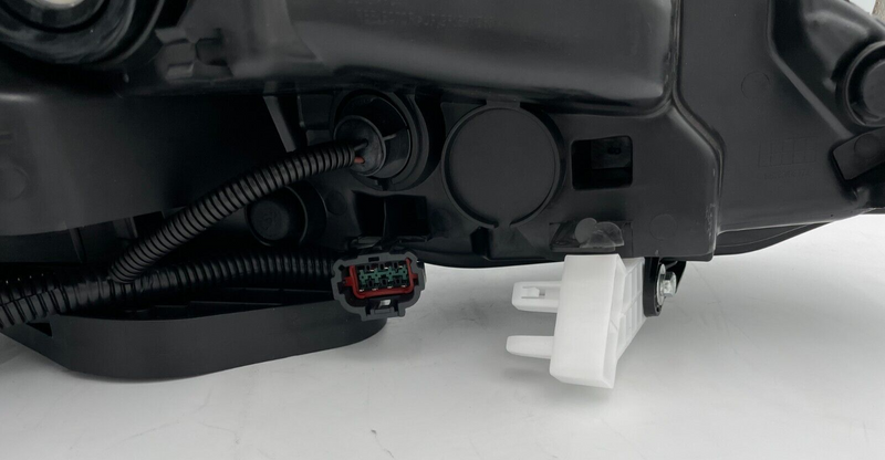 Load image into Gallery viewer, FOR 16-19 NISSAN SENTRA LEFT DRIVER SIDE HALOGEN HEADLIGHT HEADLAMP
