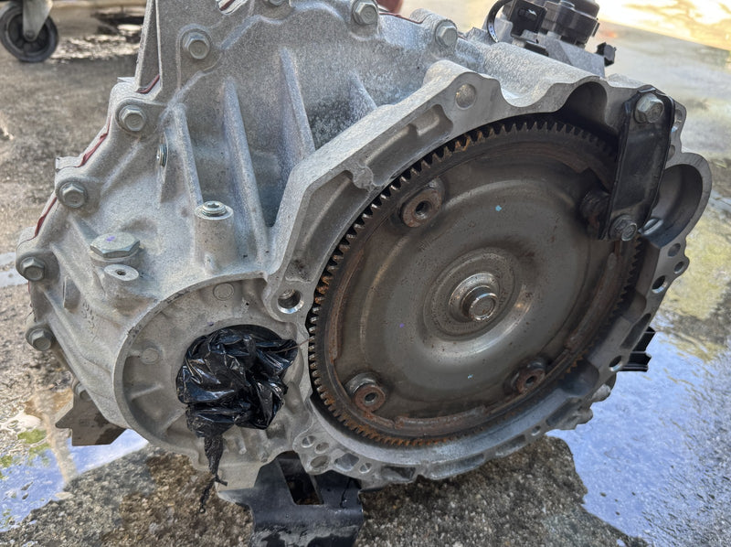 Load image into Gallery viewer, HYUNDAI SONATA FWD AUTO TRANSMISSION ASSEMBLY 2.5L 92K MILES 20-23 # NB1-TRS468
