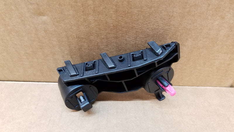 Load image into Gallery viewer, FOR 19-21 NISSAN ALTIMA FRONT LEFT DRIVER SIDE BUMPER COVER BRACKET RETAINER
