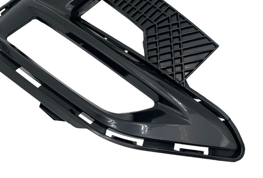 FOR 20-22 NISSAN SENTRA FRONT RIGHT SIDE FOG LIGHT LAMP BEZEL COVER TRIM