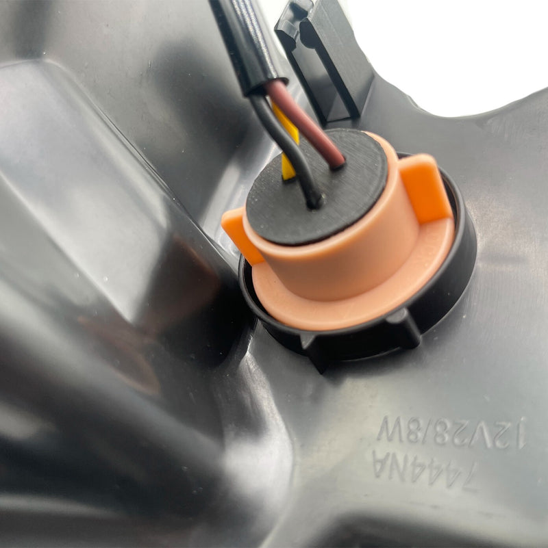 Load image into Gallery viewer, ⭐⭐ FOR 16-18 NISSAN ALTIMA RIGHT PASSENGER SIDE HALOGEN HEADLIGHT HEADLAMP ⭐⭐
