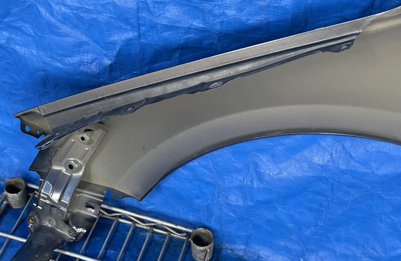 Load image into Gallery viewer, HONDA ACCORD RIGHT PASSENGER SIDE FENDER ASSEMBLY GRAY NH904M 23-25 # OR6-FN1045
