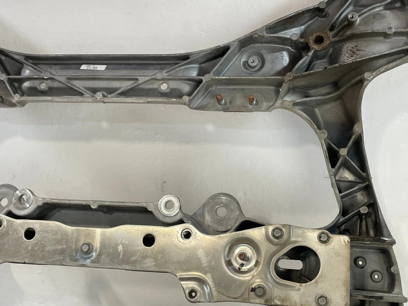 Load image into Gallery viewer, FRONT ENGINE SUB FRAME CROSSMEMBER CRADLE 14-22 INFINITI Q50 17-21 Q60 RWD 90483
