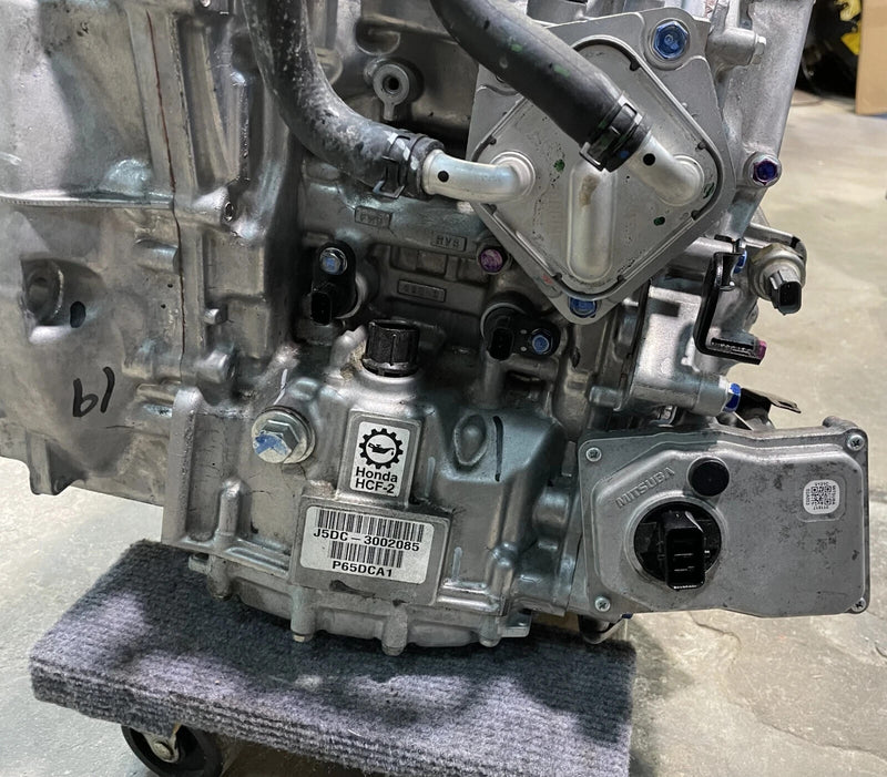 Load image into Gallery viewer, HONDA CIVIC FWD AUTO TRANSMISSION ASSEMBLY 10K MILES 2.0L 2022-2024 # NB1-TRS352
