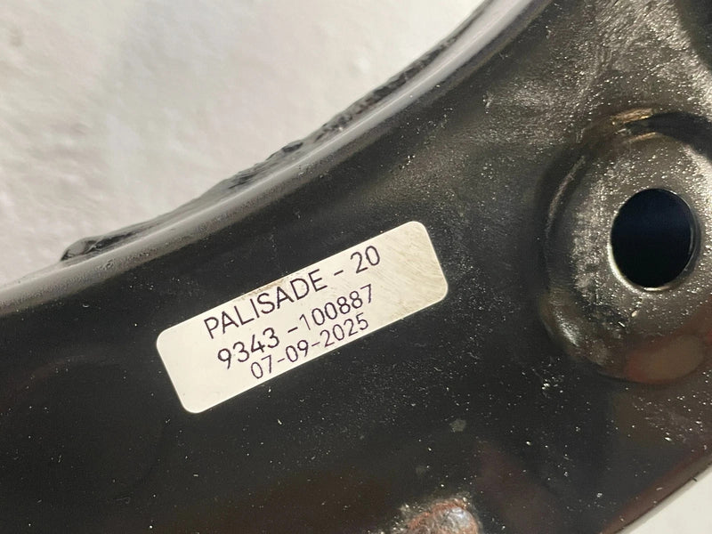Load image into Gallery viewer, 20-24 HYUNDAI PALISADE AWD REAR SUSPENSION SUBFRAME CROSSMEMBER CRADLE # 100887
