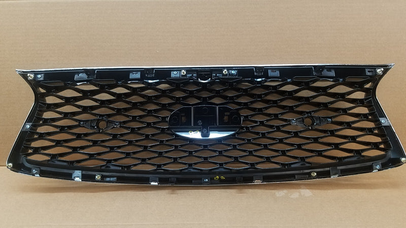 Load image into Gallery viewer, FOR 2018 - 2020 INFINITI Q50 FRONT BUMPER UPPER GRILLE W/O EMBLEM CHROME
