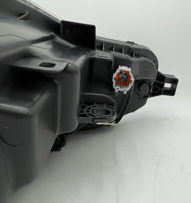 Load image into Gallery viewer, FOR 20-22 NISSAN VERSA LEFT DRIVER SIDE HALOGEN HEADLIGHT HEADLAMP
