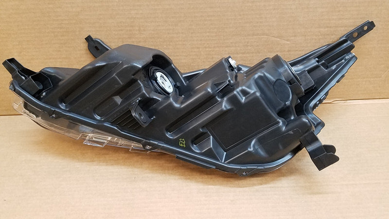 Load image into Gallery viewer, FOR 2019-2020 NISSAN ALTIMA RIGHT PASSENGER SIDE HALOGEN HEADLIGHT HEADLAMP
