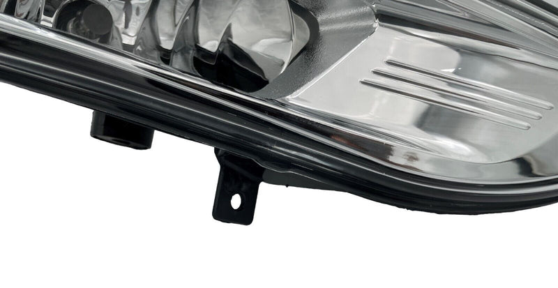 Load image into Gallery viewer, ⭐ FOR 17-23 NISSAN VERSA ROGUE SPORT RIGHT PASSENGER SIDE BUMPER FOG LIGHT LAMP⭐
