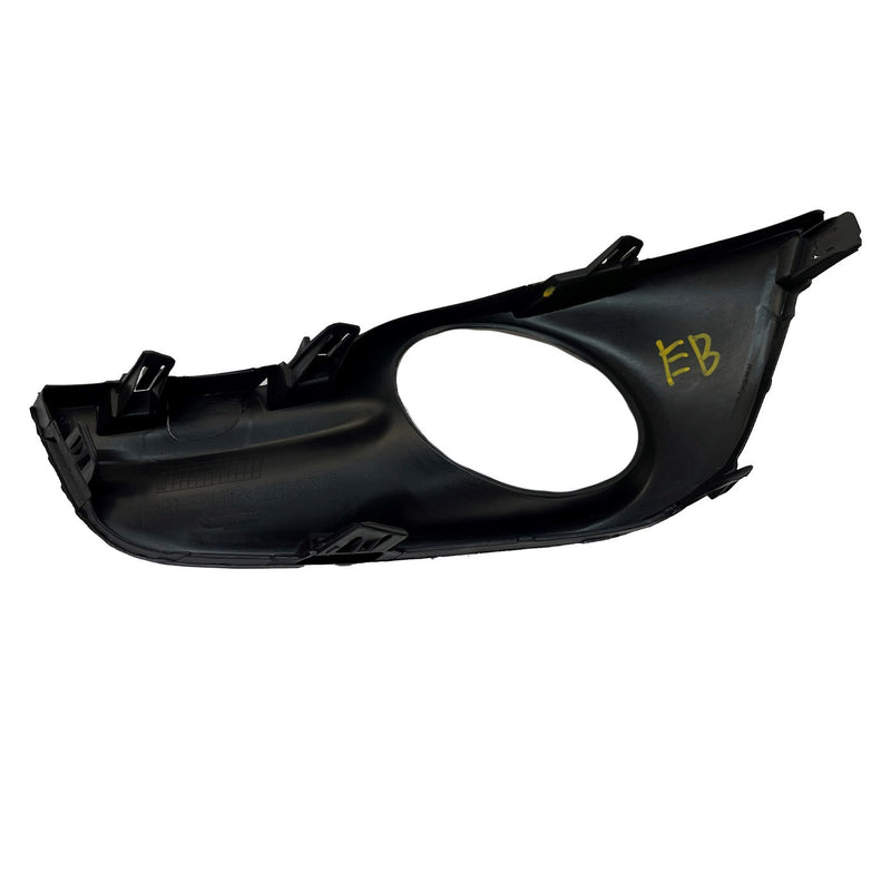 Load image into Gallery viewer, ⭐⭐ FOR 13-15 NISSAN ALTIMA RIGHT SIDE FOG LIGHT LAMP BEZEL 62257-3TS0B ⭐⭐
