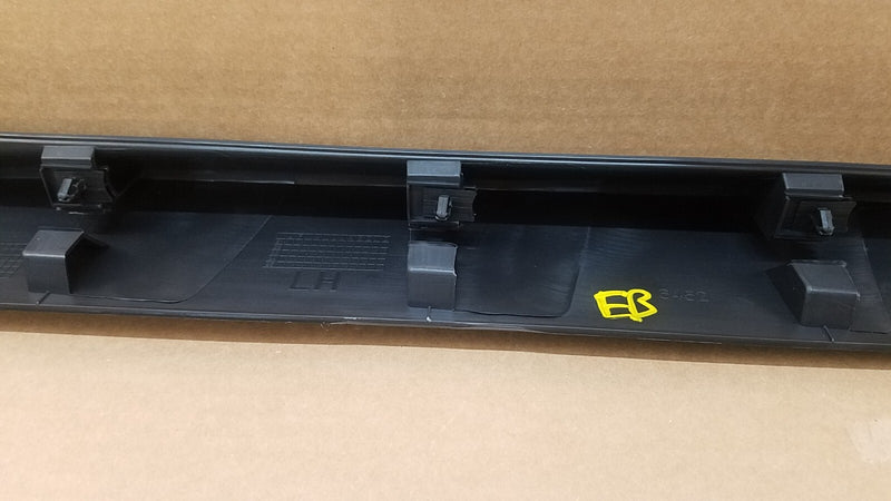 Load image into Gallery viewer, ⭐⭐ FOR 2016 - 2020 INFINITI QX60 REAR LEFT DRIVER SIDE DOOR LOWER MOLDING ⭐⭐
