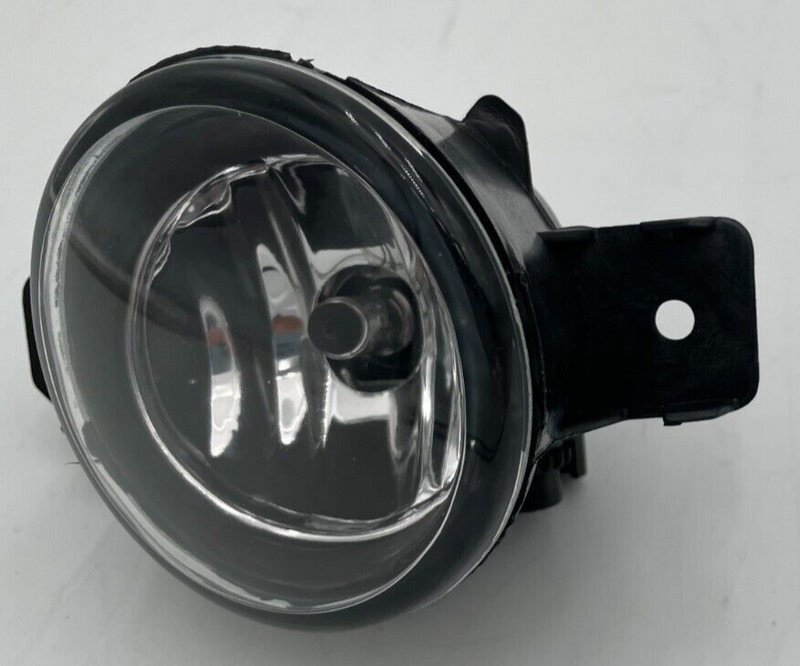 Load image into Gallery viewer, ⭐⭐ FOR 2004-2019 ALTIMA VERSA, JX35 G37 RIGHT PASSENGER BUMPER FOG LIGHT LAMP ⭐⭐
