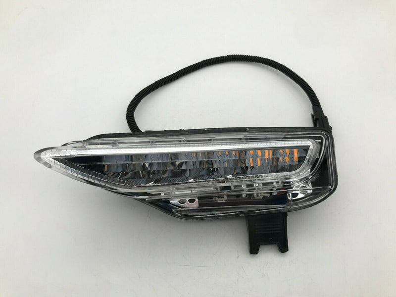 Load image into Gallery viewer, Turn Signal Light Lamp Bumper Mounted Right Passenger For Infiniti Q50 2014-2018
