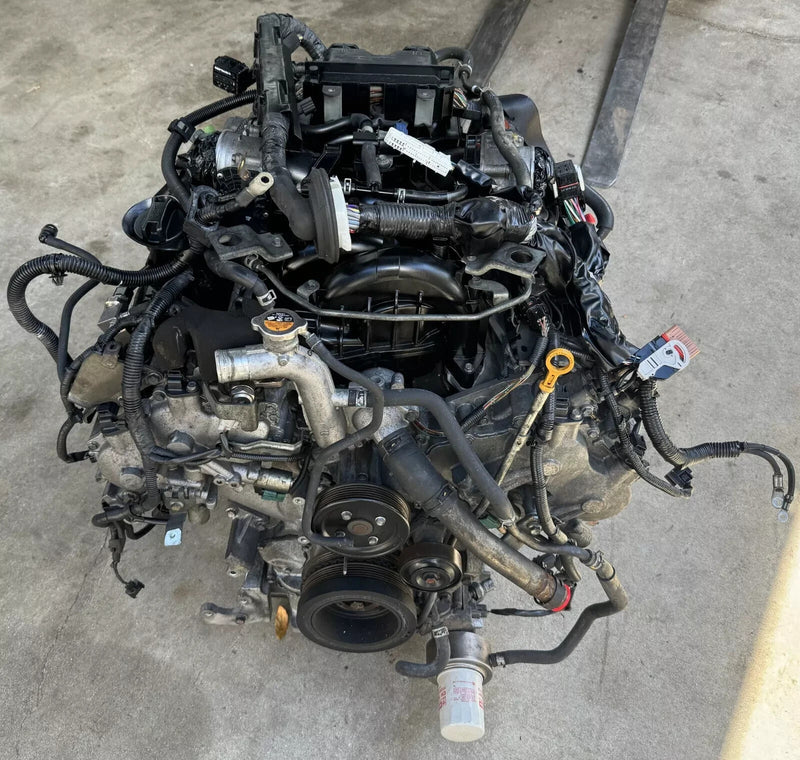 Load image into Gallery viewer, INFINITI M56 Q70 Q70L RWD ENGINE ASSEMBLY AUTO 136K MILES 5.6L 11-19 # NB1-ES347
