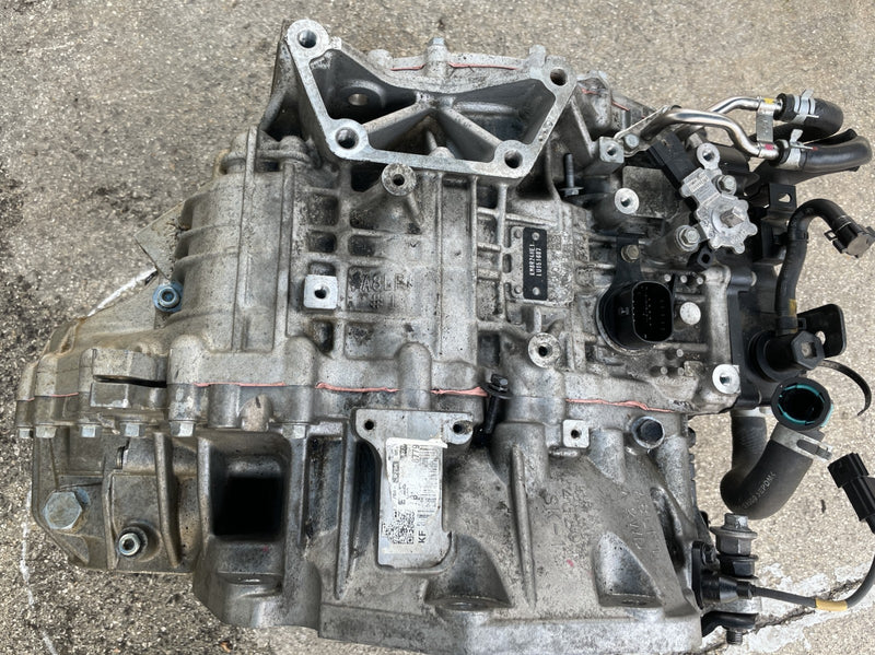 Load image into Gallery viewer, HYUNDAI PALISADE FWD AUTO TRANSMISSION ASSY 20-22 150K MILES 3.8L # NB1-TRU463
